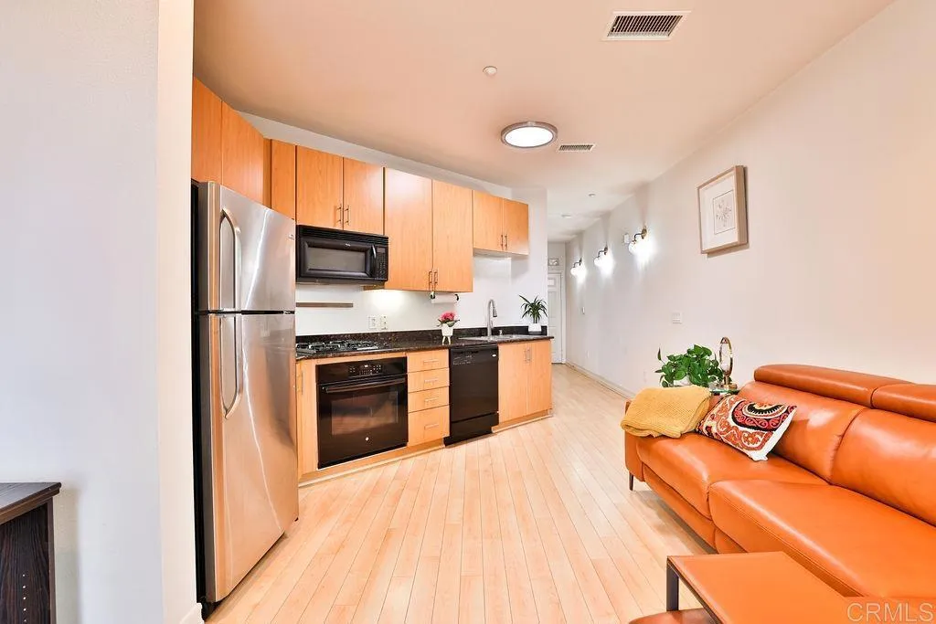 Additional image 61 of 1225 Island, San Diego, CA 92101