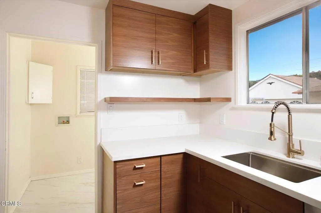 Additional image 11 of 7046 Murietta Avenue, Los Angeles, CA 91405