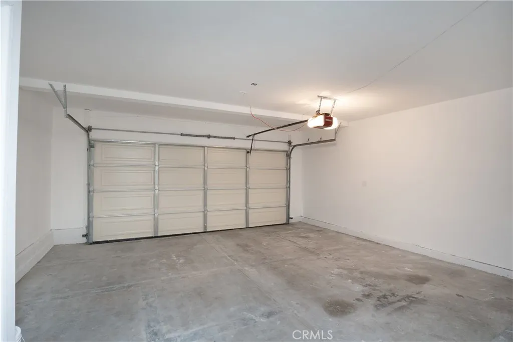 Additional image 22 of 57 Claret, Irvine, CA 92614