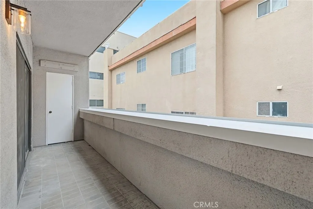 Additional image 52 of 2219 S Bentley Avenue Unit 303, Los Angeles, CA 90064