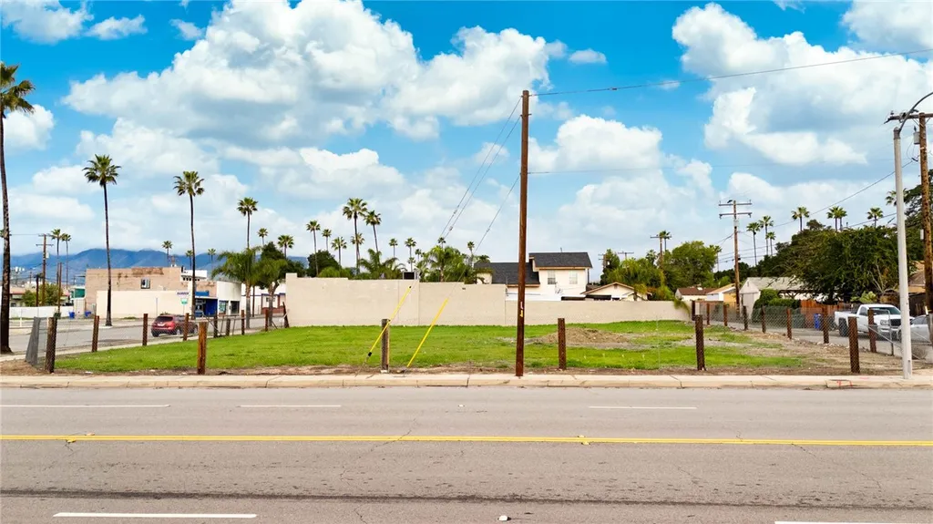 Additional image 2 of 8671 Wheeler Ave, Fontana, CA 92335