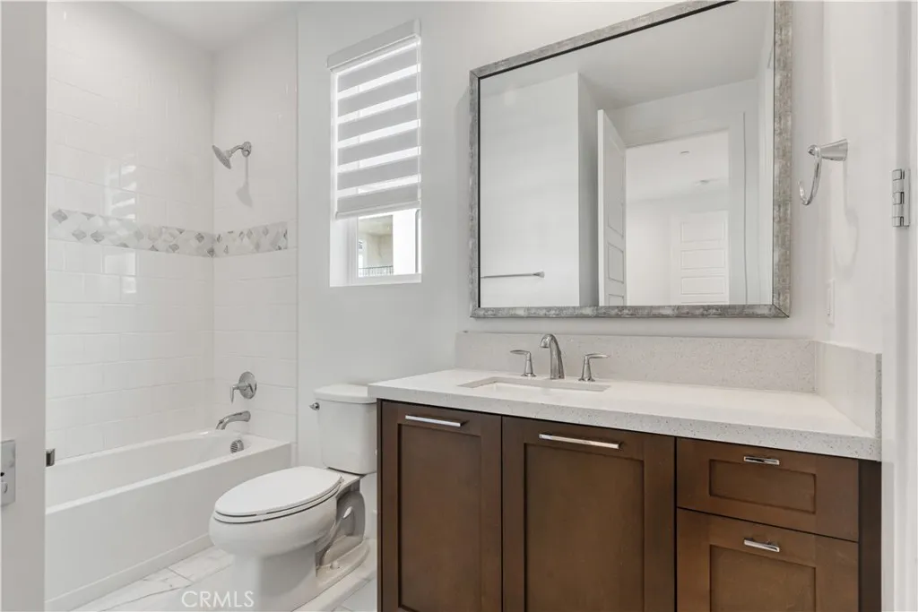 Additional image 16 of 19292 Merryweather Drive, Canyon Country, CA 91351