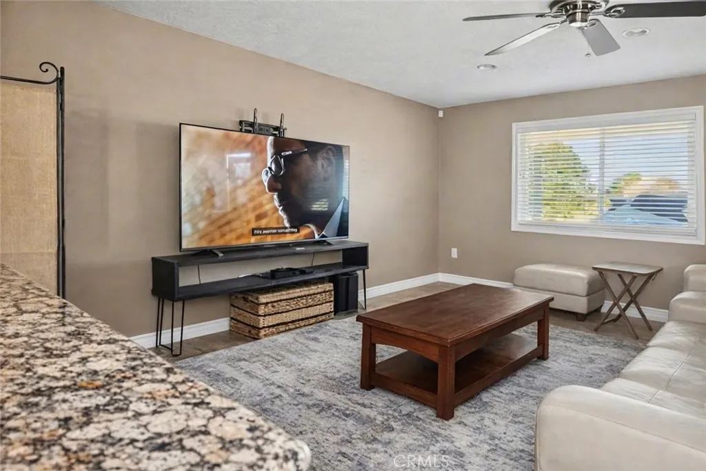 Additional image 2 of 16795 Sholic St, Victorville, CA 92395