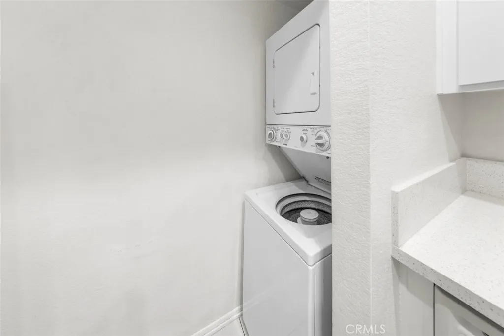 Additional image 7 of 424 Oak Street Unit 324, Glendale, CA 91204