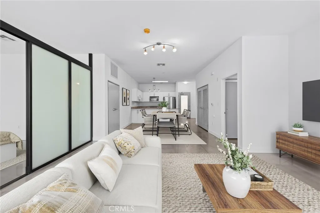 Additional image 36 of 435 W Center Street Promenade Unit 331, Anaheim, CA 92805