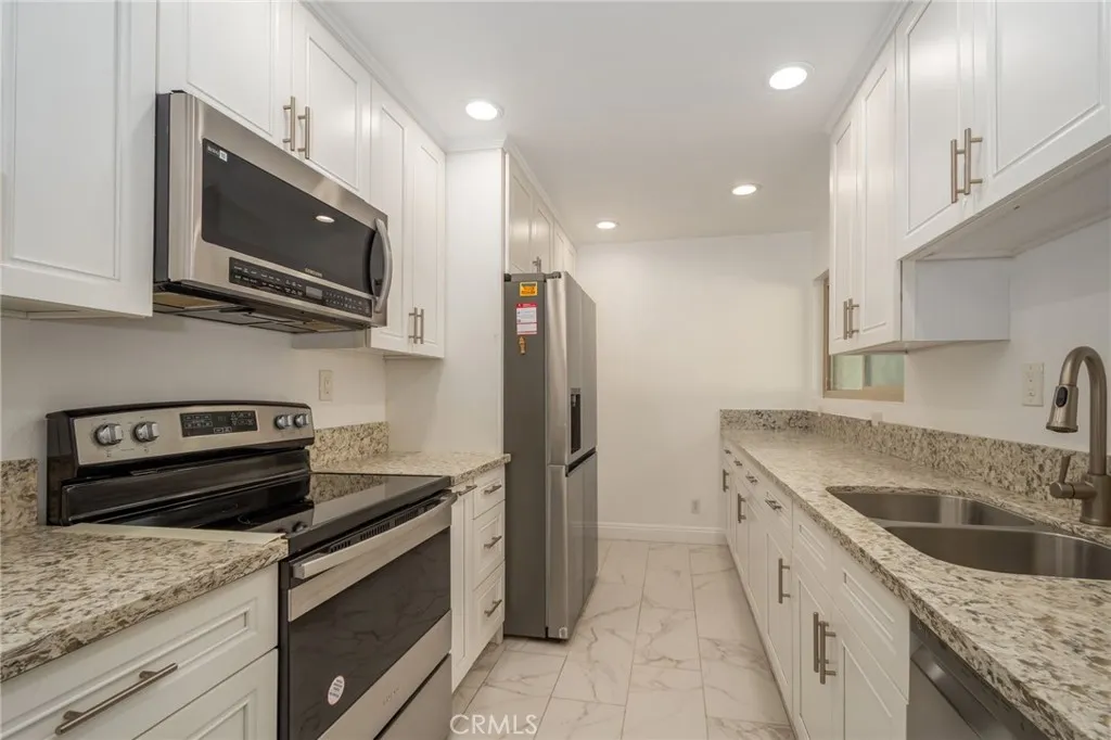 Additional image 11 of 23647 Park Capri Unit 87, Calabasas, CA 91302