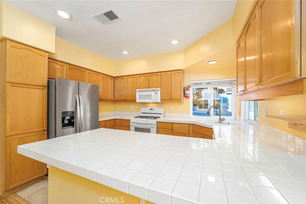 Additional image 13 of 537 N Pageant Drive N Unit C, Orange, CA 92869