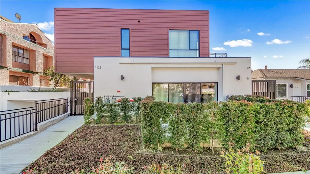 Additional image 3 of 1128 Stanley Avenue Unit D, Glendale, CA 91206