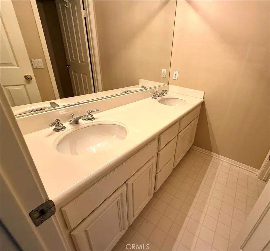 Additional image 67 of 36 Del Ventura, Irvine, CA 92606