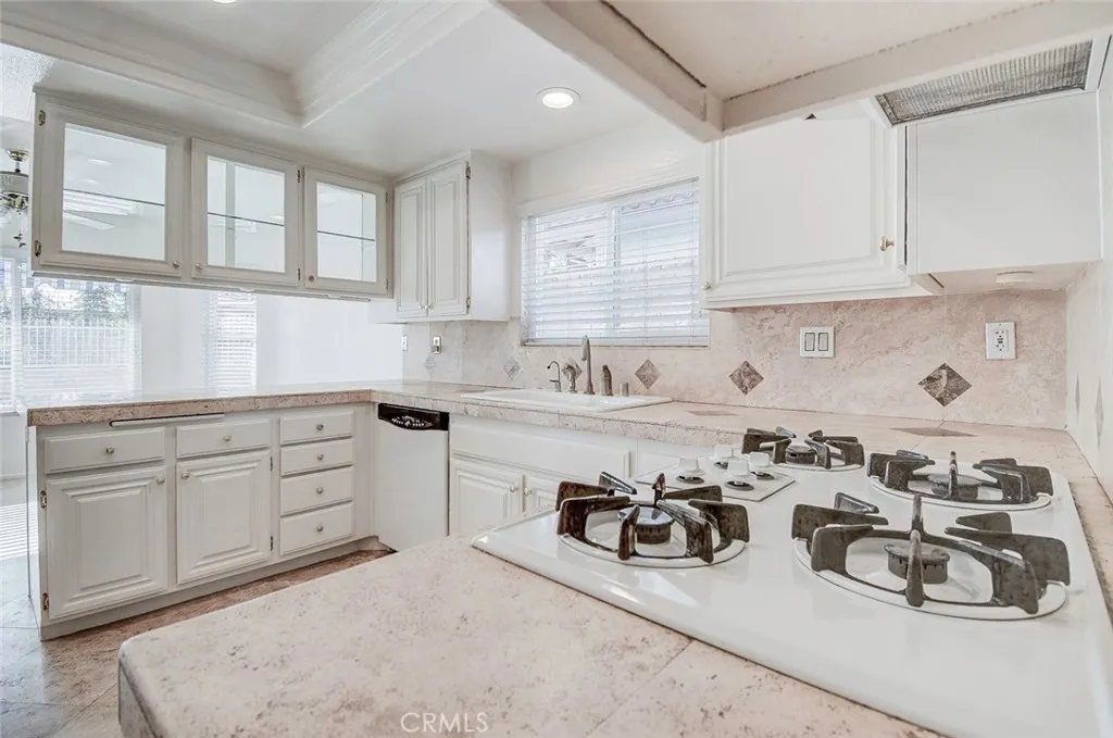 Additional image 41 of 24902 Altamira Drive, Laguna Hills, CA 92653