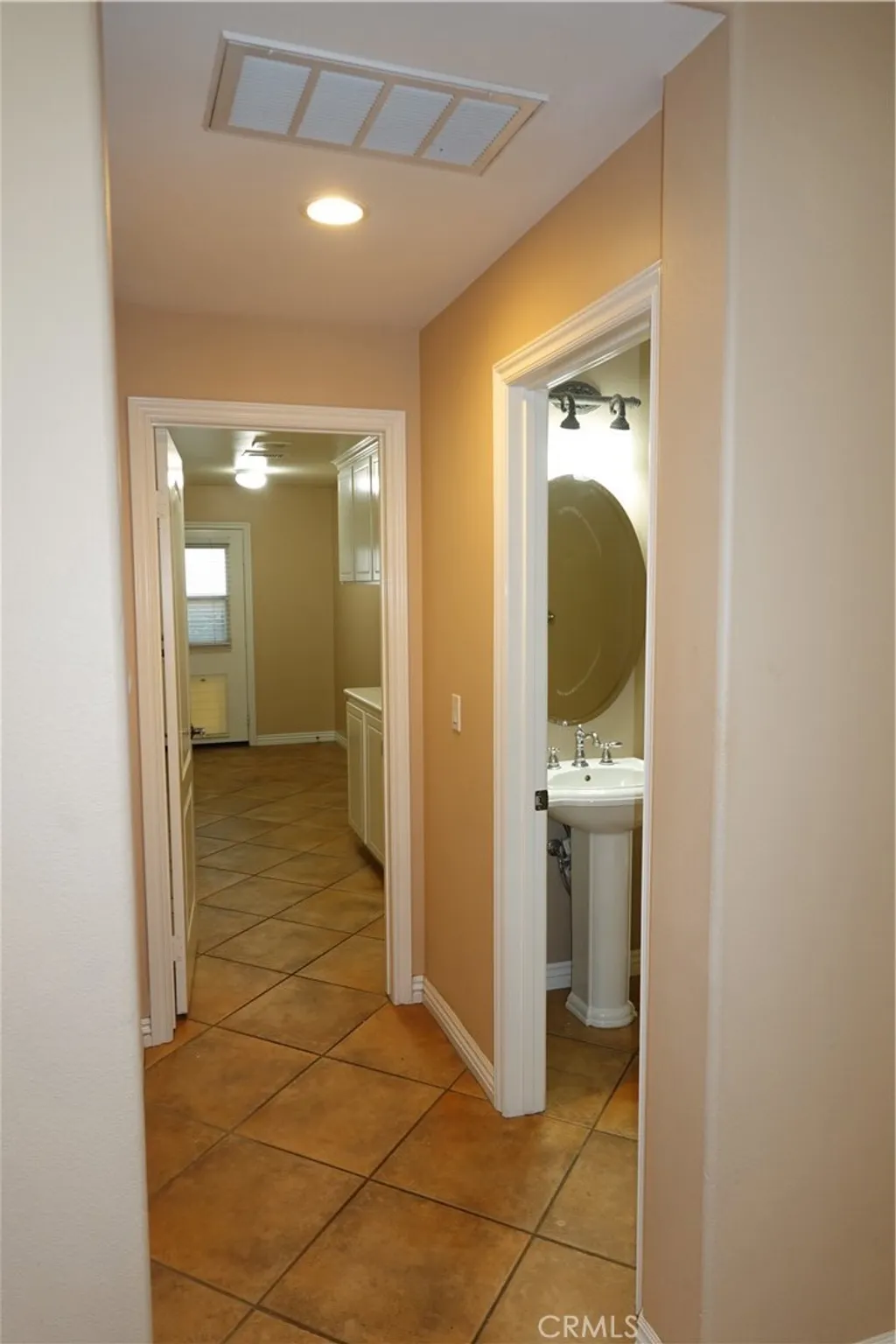 Additional image 10 of 1840 W Deerefield Road, Santa Ana, CA 92704