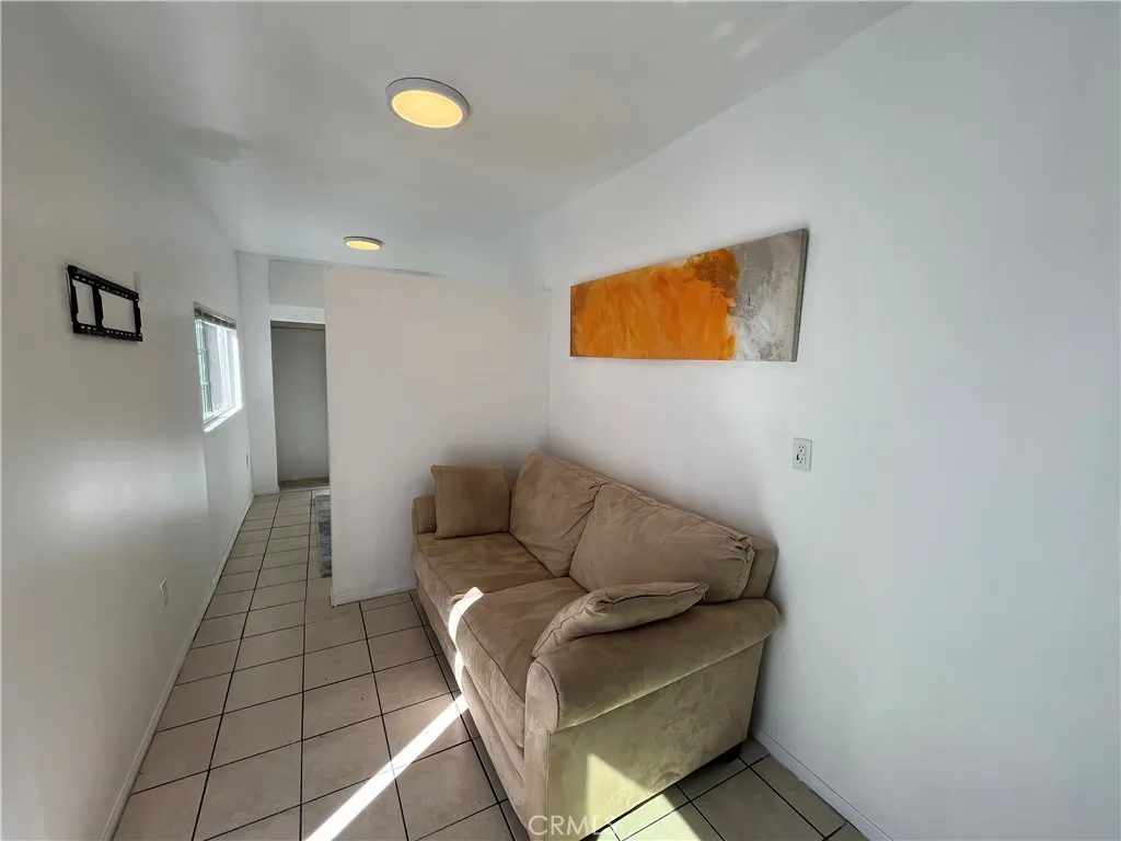 Additional image 10 of 8561 Orion Ave, North Hills, CA 91343