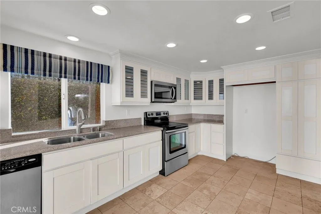 Additional image 13 of 12 Calandria, Irvine, CA 92620