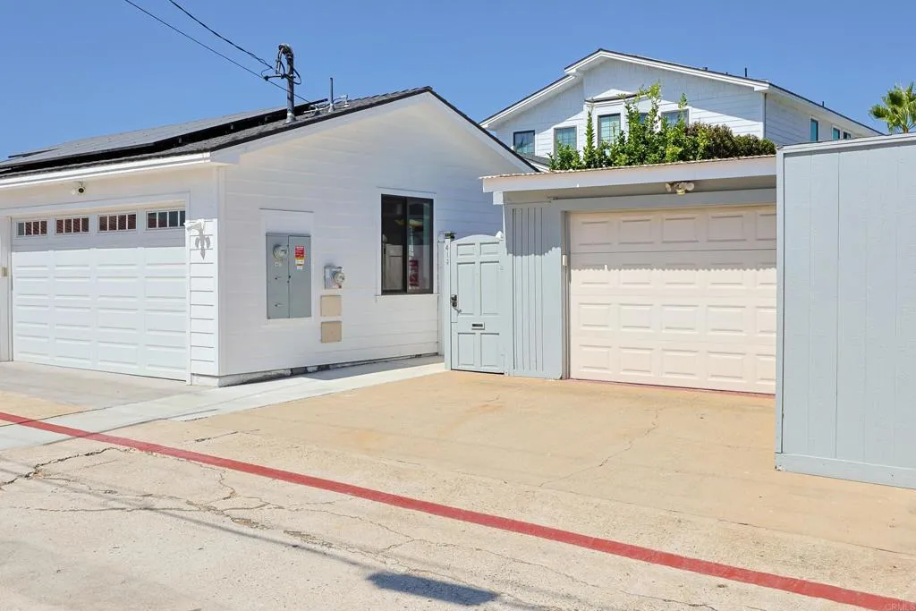 Additional image 41 of 413 J Street, Coronado, CA 92118