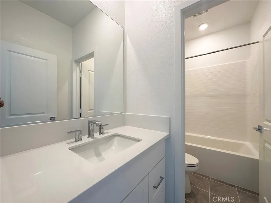 Additional image 36 of 322 Tank, Irvine, CA 92618