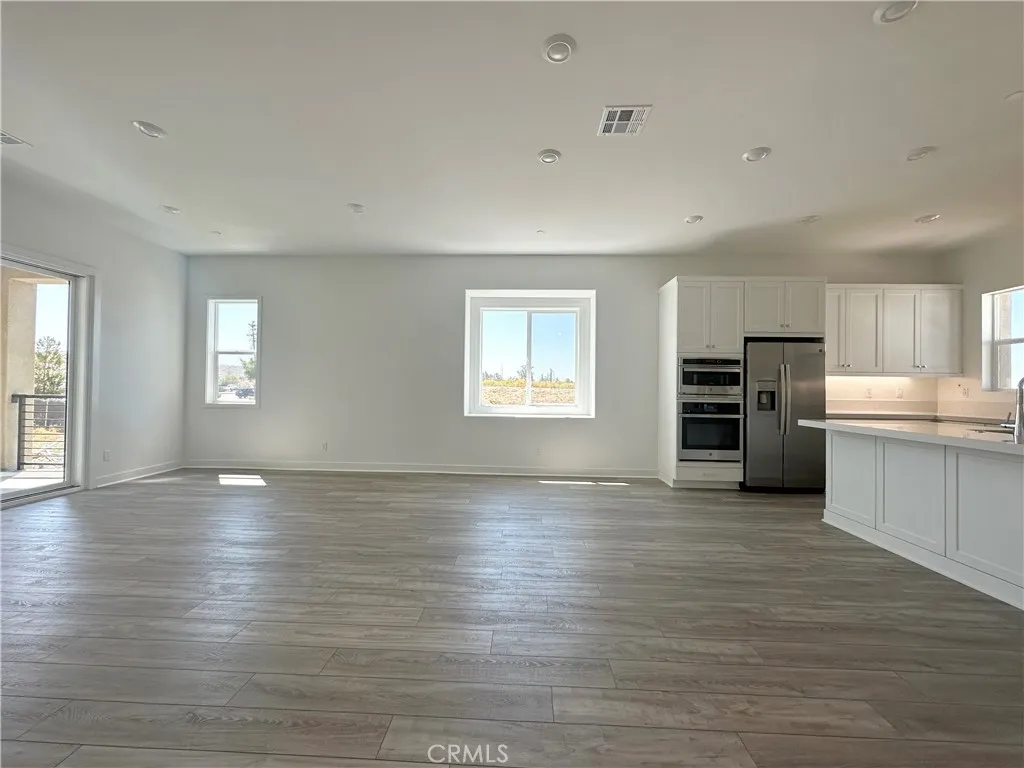 Additional image 8 of 322 Tank, Irvine, CA 92618