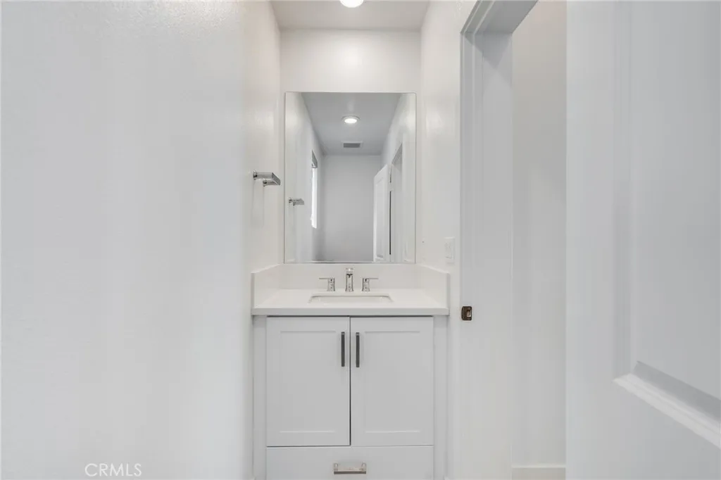 Additional image 58 of 241 Culture, Irvine, CA 92618