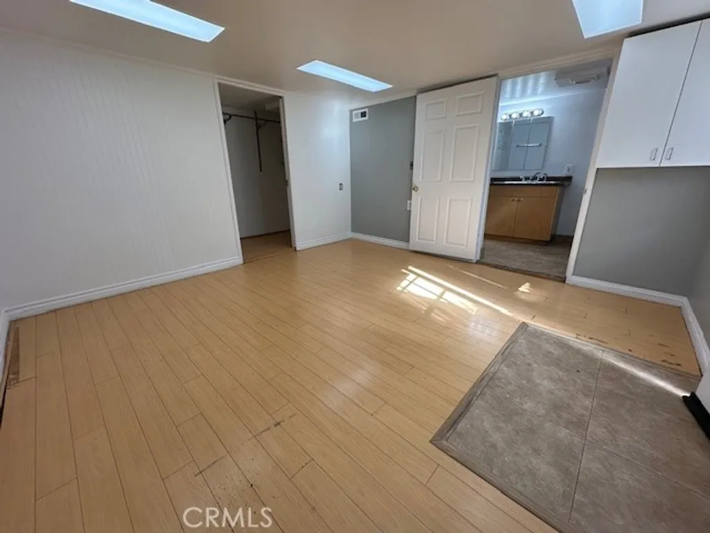 Additional image 4 of 927 Avonoak Ter Unit A, Glendale, CA 91206