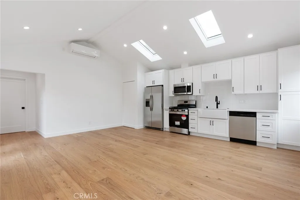 Additional image 2 of 8336 Winsford Avenue, Westchester, CA 90045