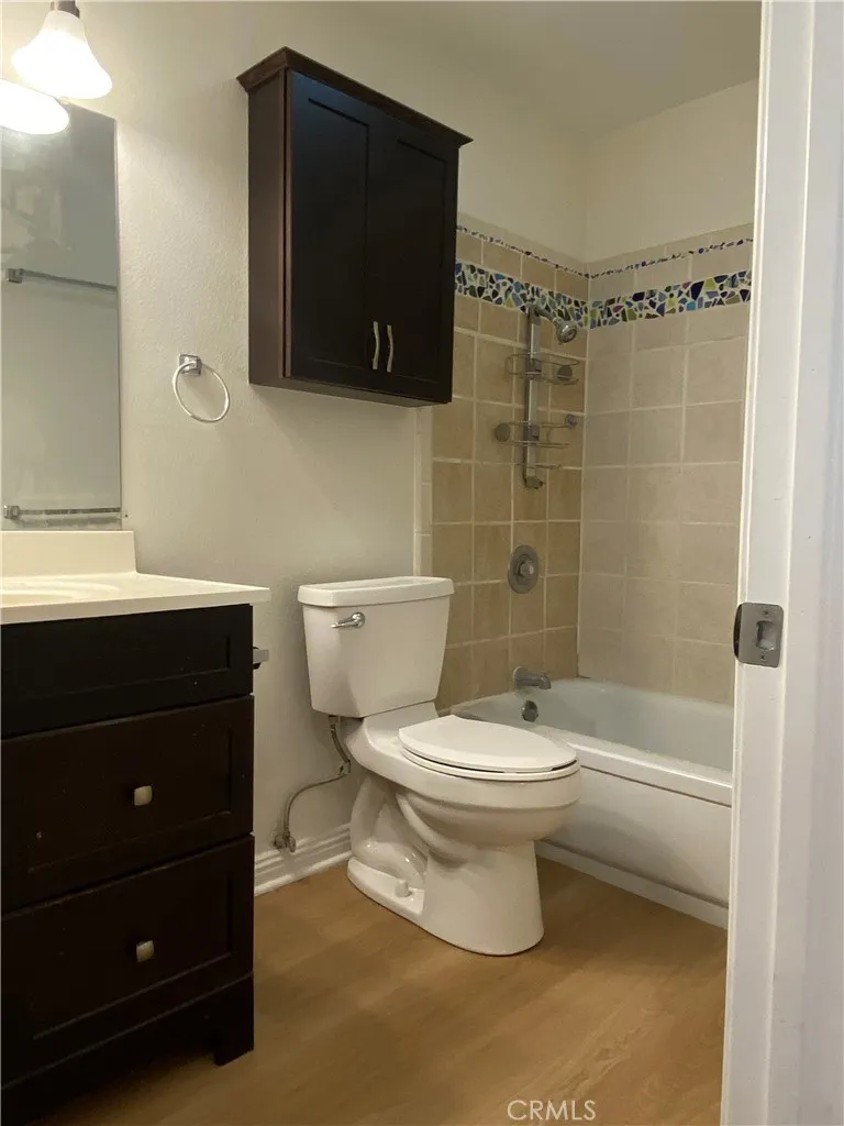 Additional image 31 of 2517 S Douglas St, Santa Ana, CA 92704