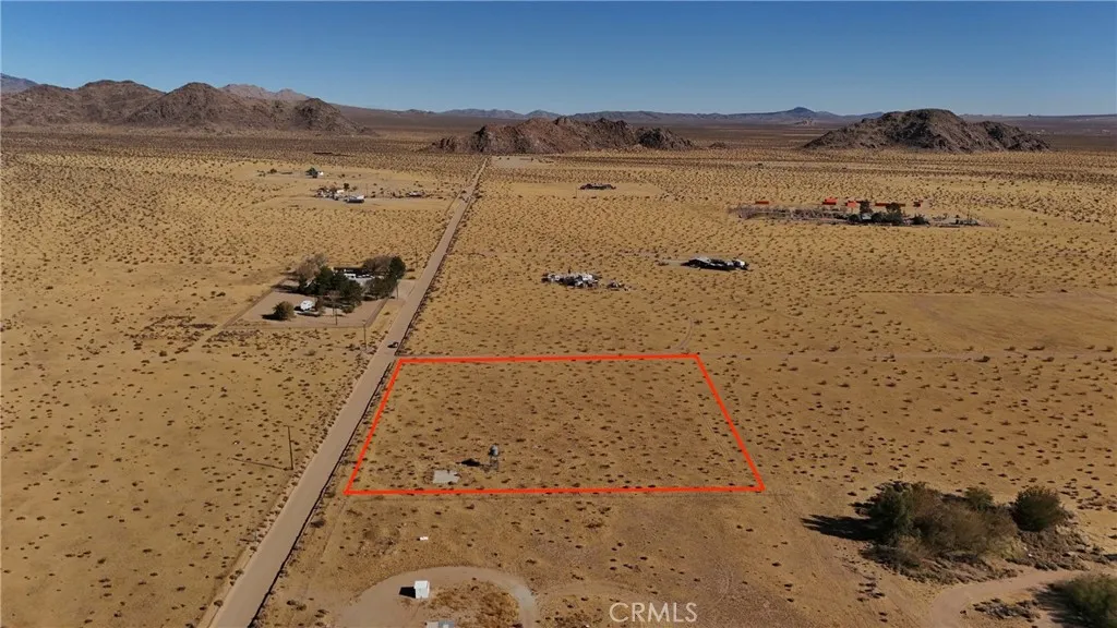 Additional image 4 of 713 Waalew Road, Lucerne Valley, CA 92356