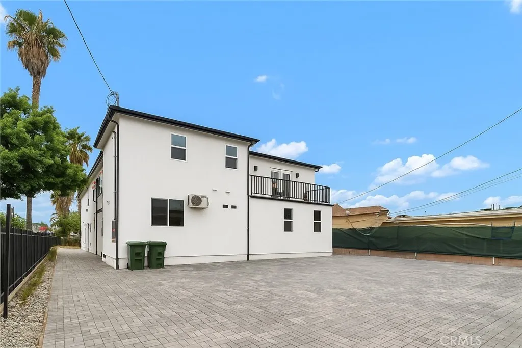 Additional image 16 of 759 E 25 St, Los Angeles, CA 90011