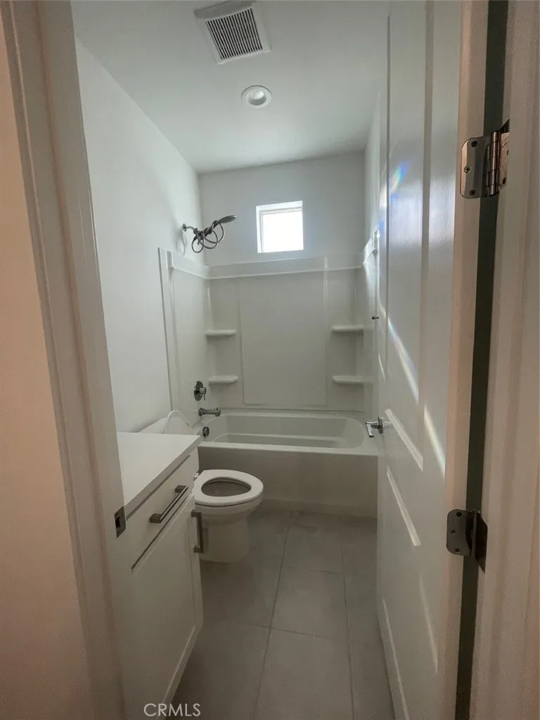 Additional image 94 of 170 Episode, Irvine, CA 92618