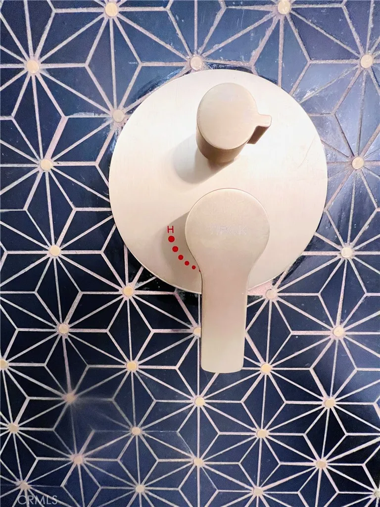 Additional image 54 of 9101 La Salle, Los Angeles, CA 90047