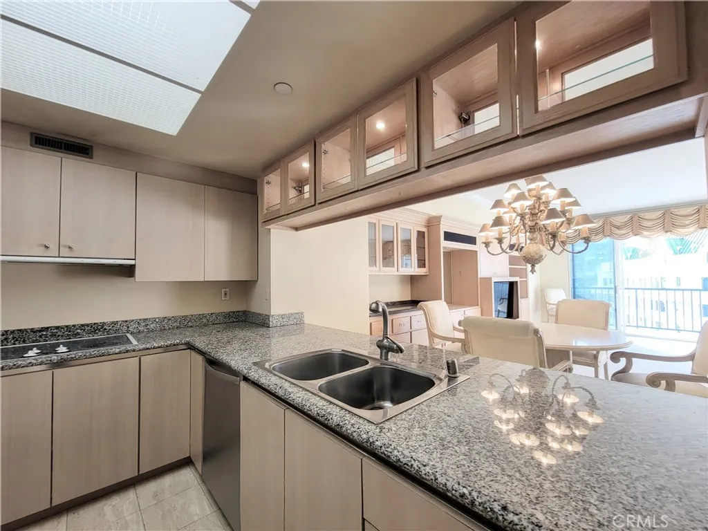 Additional image 11 of 850 E Ocean Blvd Unit 1604, Long Beach, CA 90802