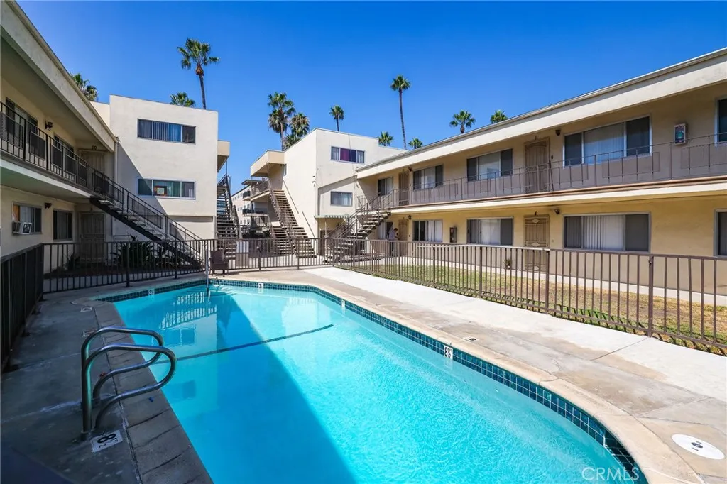 Additional image 2 of 3430 Elm Ave Unit 2, Long Beach, CA 90807