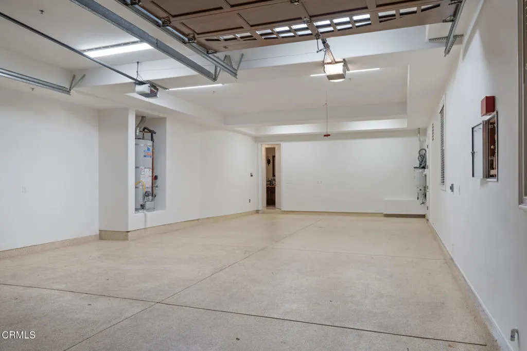 Additional image 75 of 1571 N Bundy Drive, Los Angeles, CA 90049