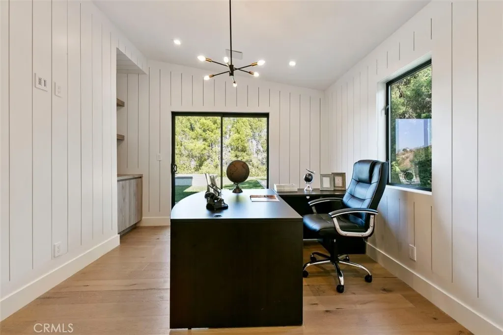 Additional image 52 of 17269 Luverne Place, Encino, CA 91316