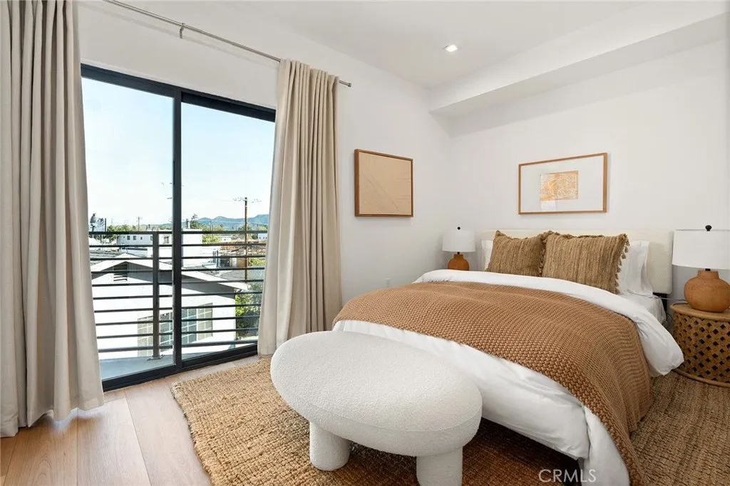 Additional image 15 of 11024 Oxnard St., North Hollywood, CA 91606