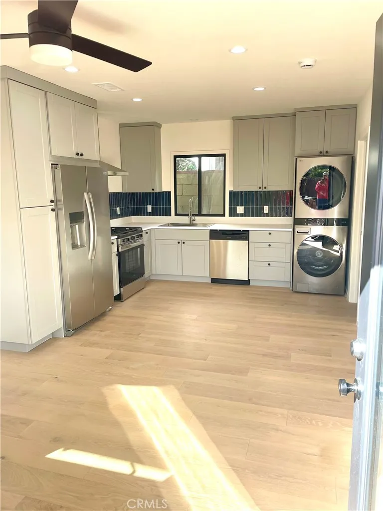 Additional image 11 of 516 N Myers St Unit 101, Burbank, CA 91506