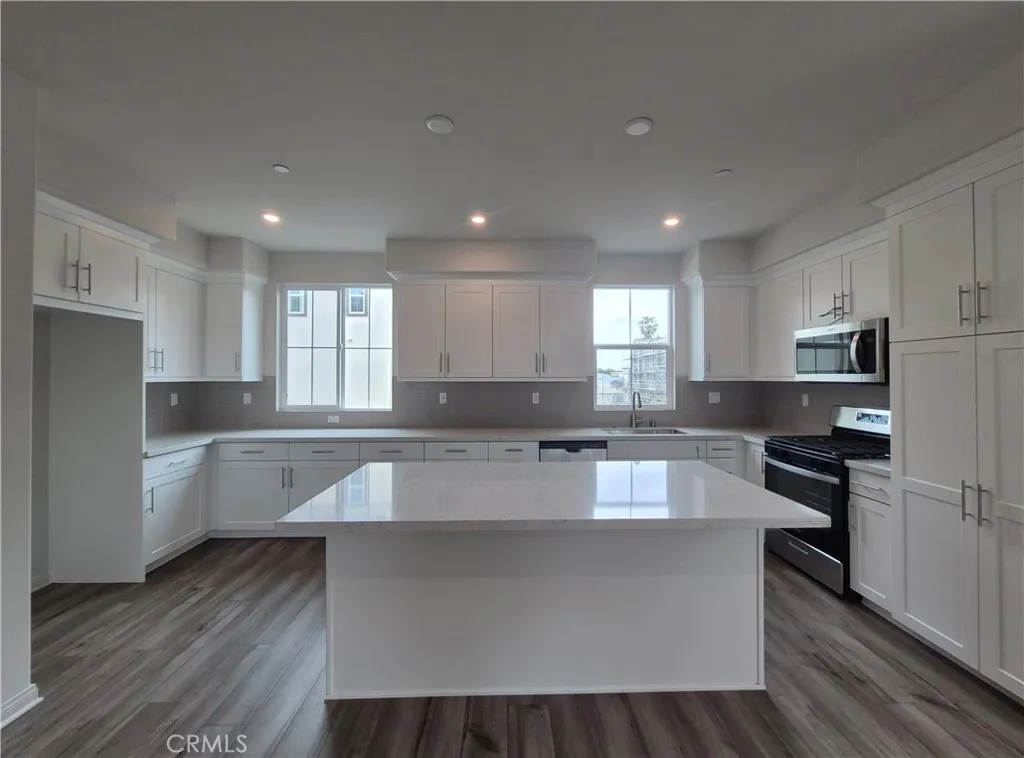 Additional image 30 of 2137 Cumberland, Pomona, CA 91766