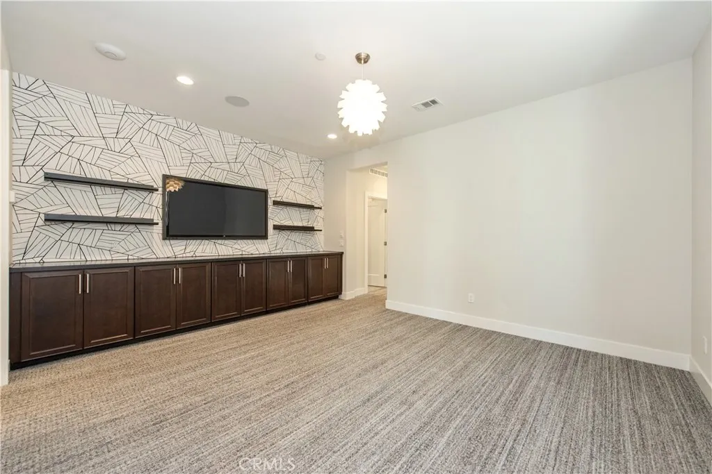 Additional image 14 of 255 Sawbuck, Irvine, CA 92618