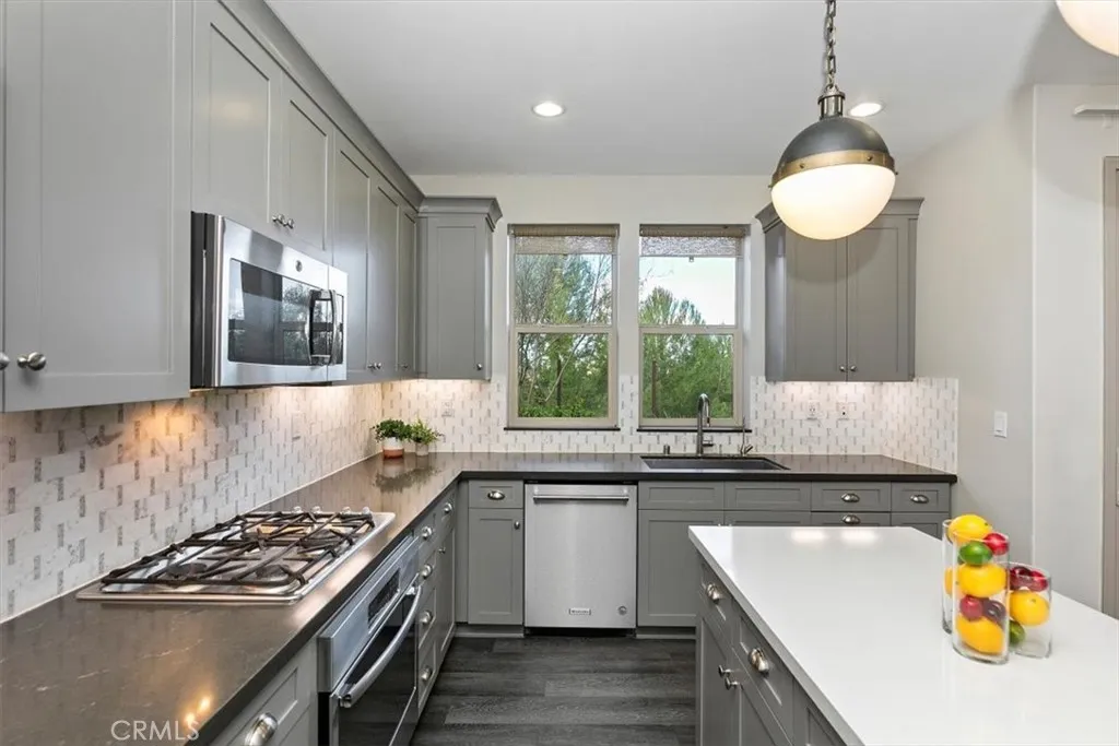 Additional image 16 of 55 Fuchsia, Lake Forest, CA 92630