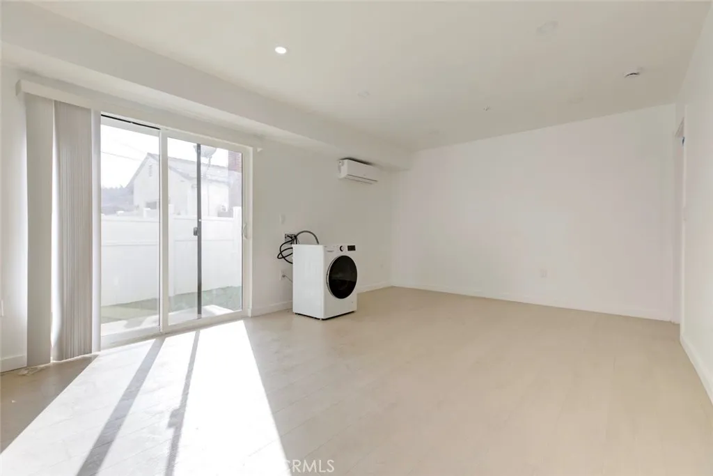 Additional image 19 of 5654 Cartwright Ave, North Hollywood, CA 91601