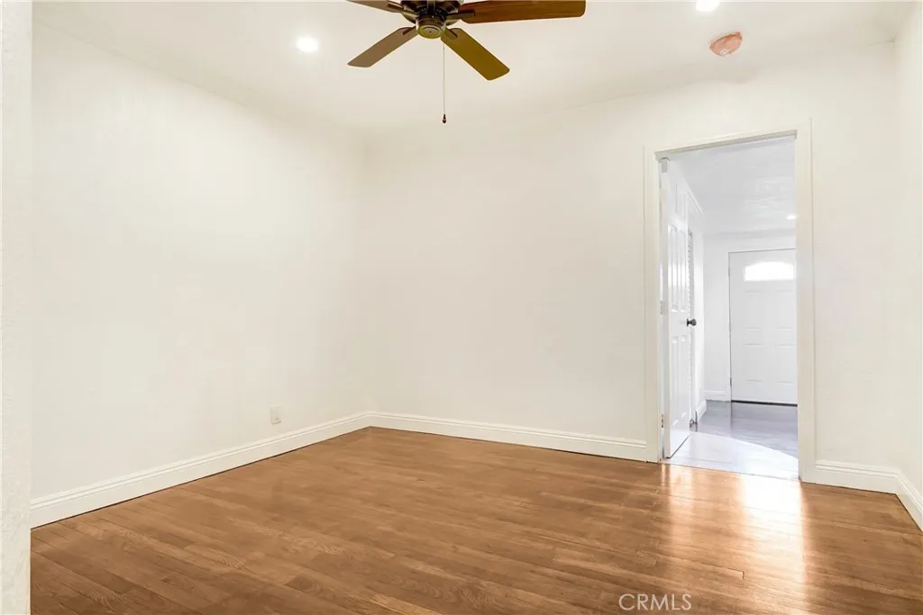 Additional image 40 of 750 W 118th St, Los Angeles, CA 90044