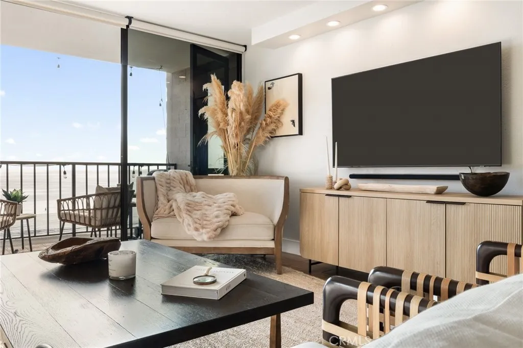 Additional image 7 of 1750 E Ocean Boulevard Unit 209, Long Beach, CA 90802