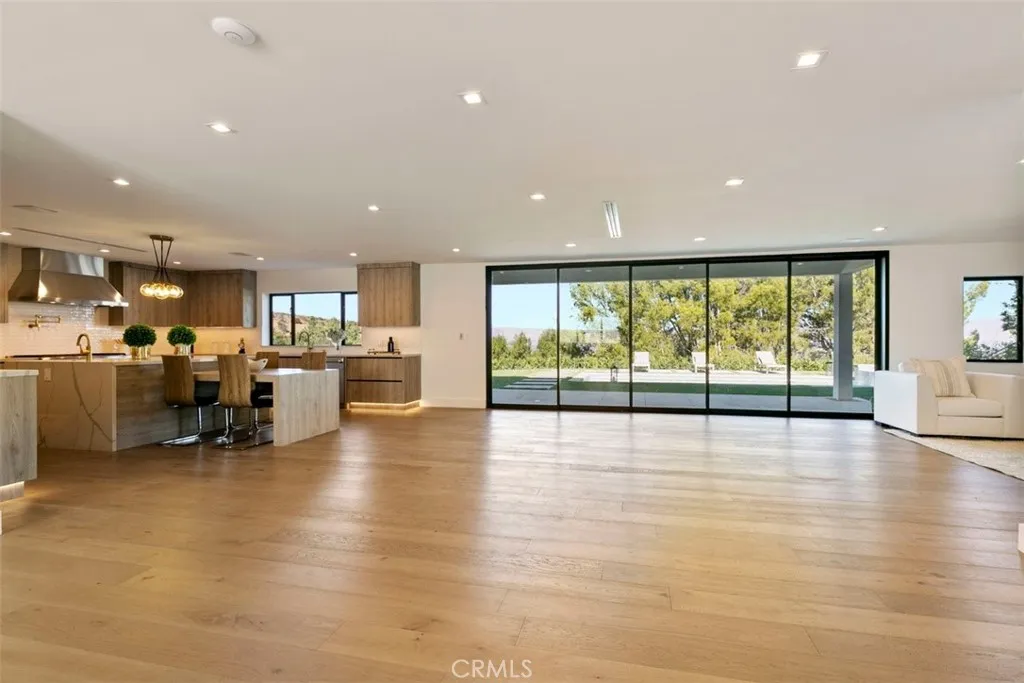 Additional image 47 of 17269 Luverne Place, Encino, CA 91316