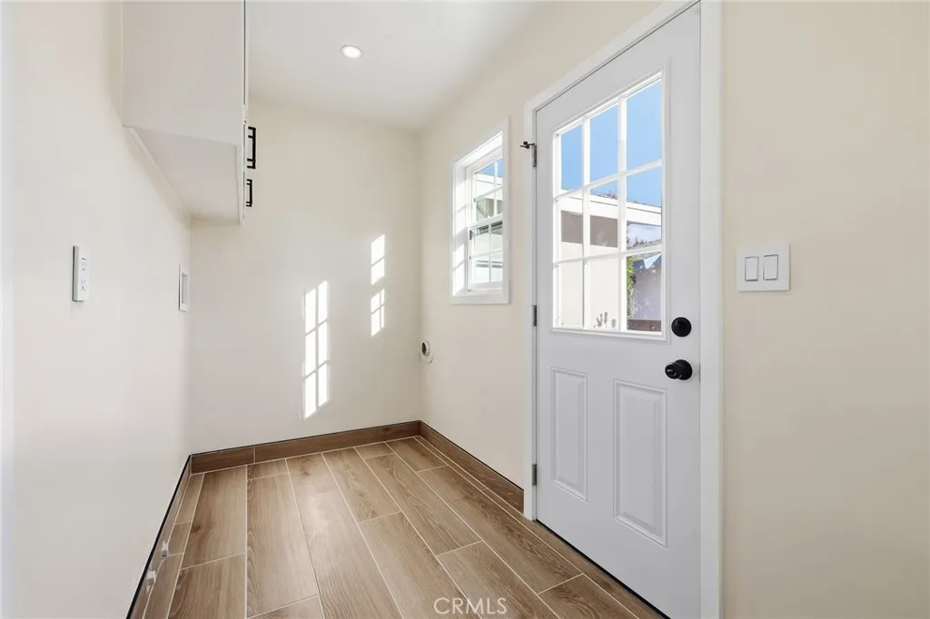 Additional image 9 of 9233 Swinton, North Hills, CA 91343