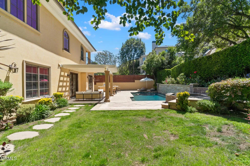 Additional image 60 of 1571 N Bundy Drive, Los Angeles, CA 90049