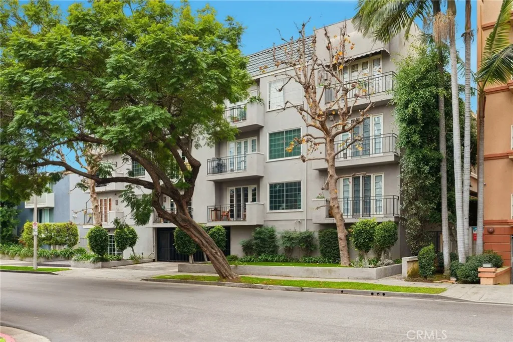 Additional image 4 of 2219 S Bentley Avenue Unit 303, Los Angeles, CA 90064