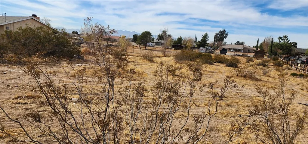 Seventh, Hesperia, CA 92345