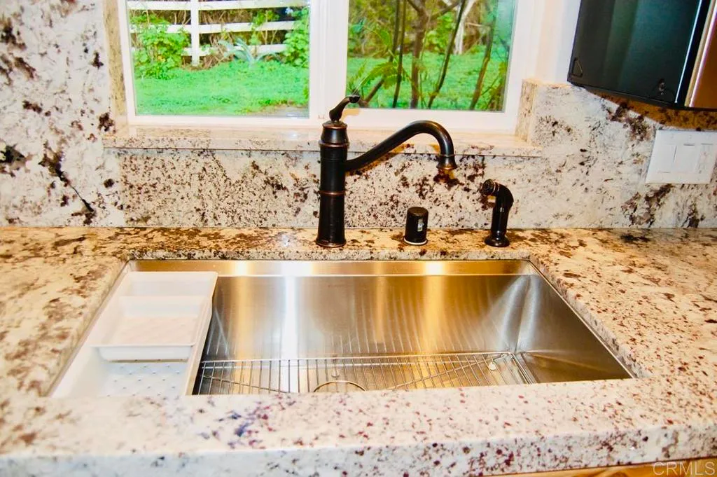 Additional image 6 of 736 Mar Vista Dr, Vista, CA 92081