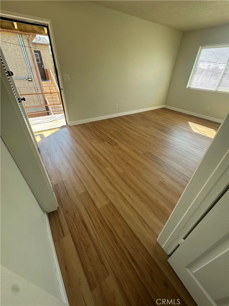 Additional image 15 of 1543 W 105th Street Unit C, Los Angeles, CA 90047