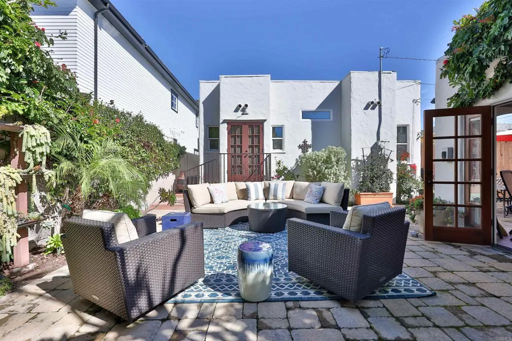 Additional image 105 of 408 5th St, Coronado, CA 92118