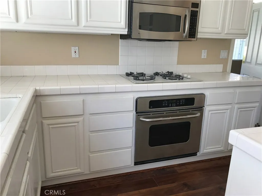 Additional image 4 of 36 Del Ventura, Irvine, CA 92606