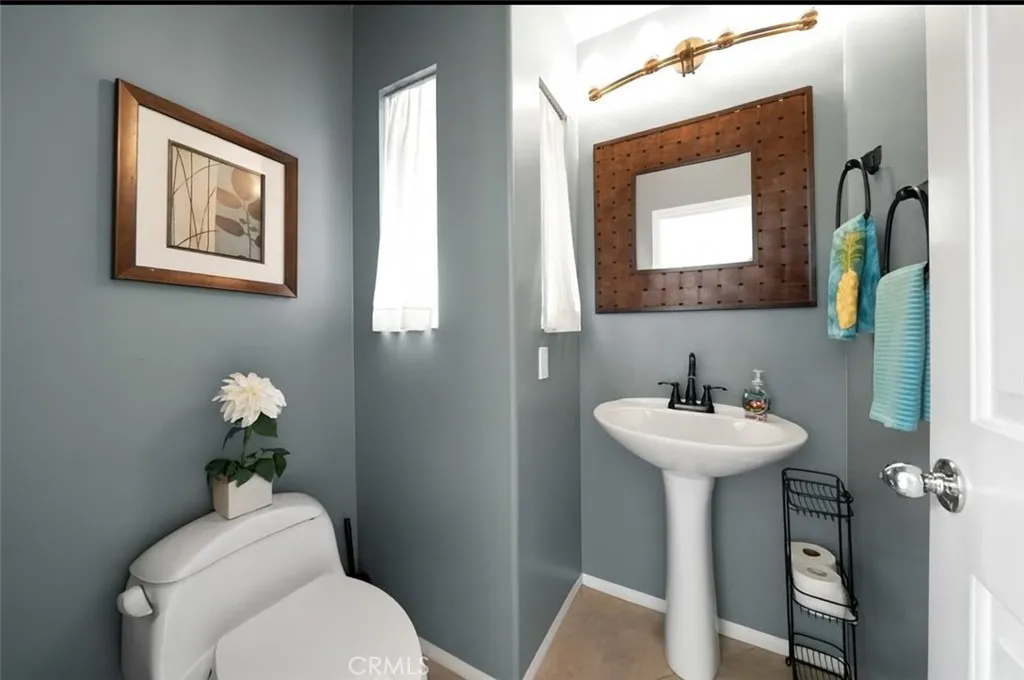 Additional image 32 of 18775 Ashford Ln, Huntington Beach, CA 92648